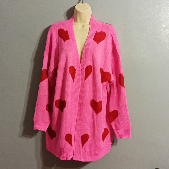 SHEIN Plus heart pattern pink with red ♥️ heart pattern cardigan duster. - Picture 4 of 17